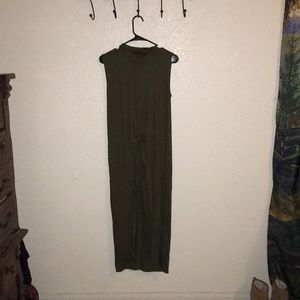 Long tank top, opens at waist. Size medium, new